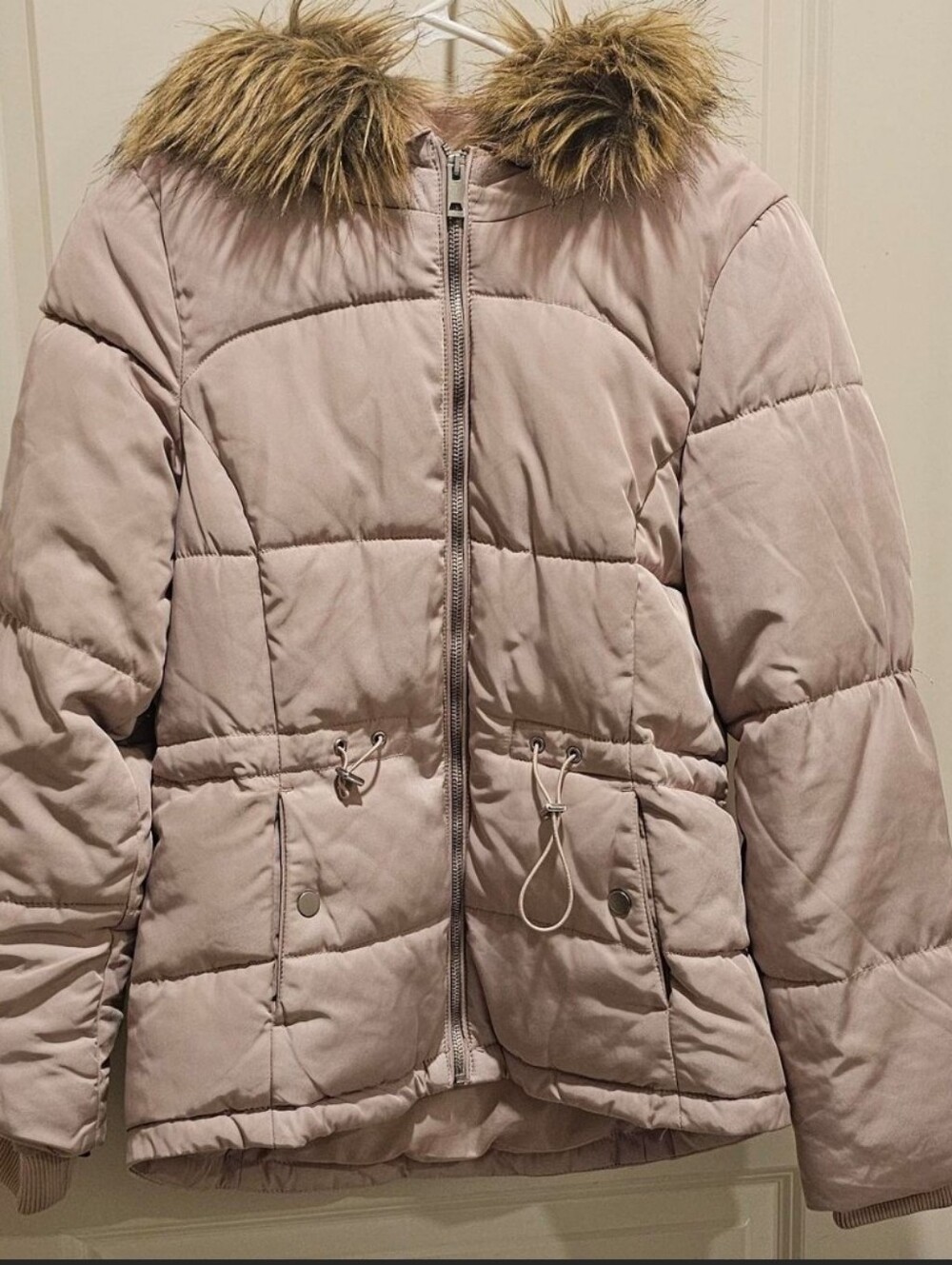 H&M Light Dusty Pink Quilted Hooded Puffer Jacket with Faux-Fur Trim